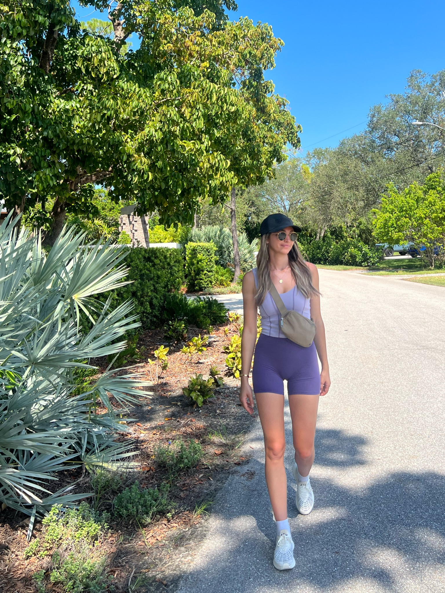 Walking fit 🤍 wearing size small in vitality!