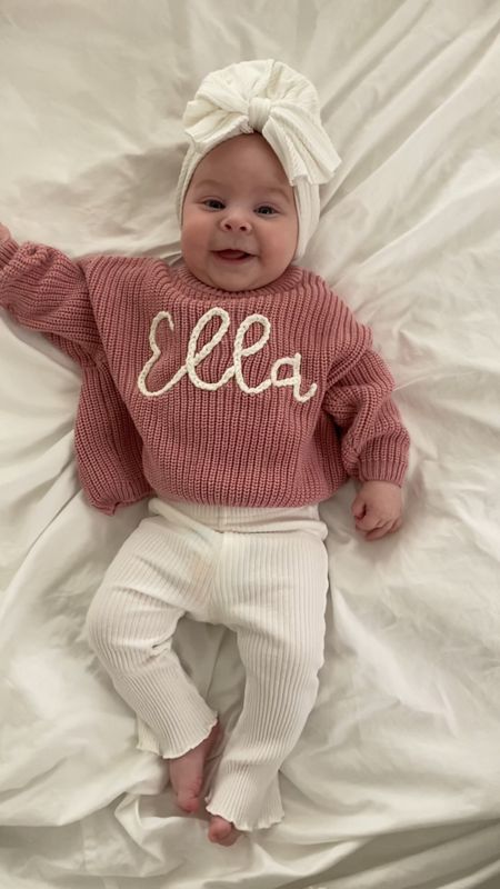 Baby girl spring outfit inspo 💗🌸
Ella is 4 months and wearing 3-6 months in pants and 0-6 months in sweater 


Baby girl outfit, baby girl style, baby girl clothes, baby girl spring outfit, baby name sweater, baby flare pants, baby headbands, baby girl sweater, baby coming home from hospital outfit, newborn baby outfit, baby name announcement 

#LTKbaby #LTKVideo #LTKstyletip