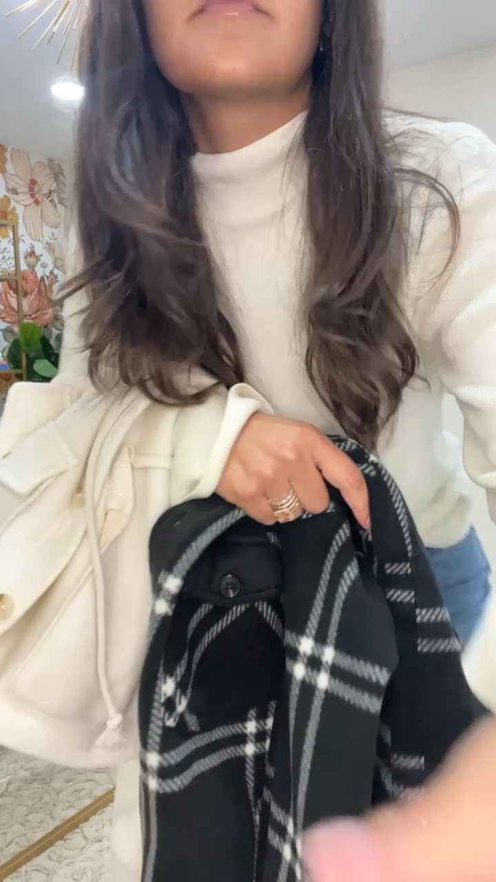 NSALE// Fleece jacket. Wearing xs. Could have sized up to small or medium. Sweater is a small and jeans are a 26