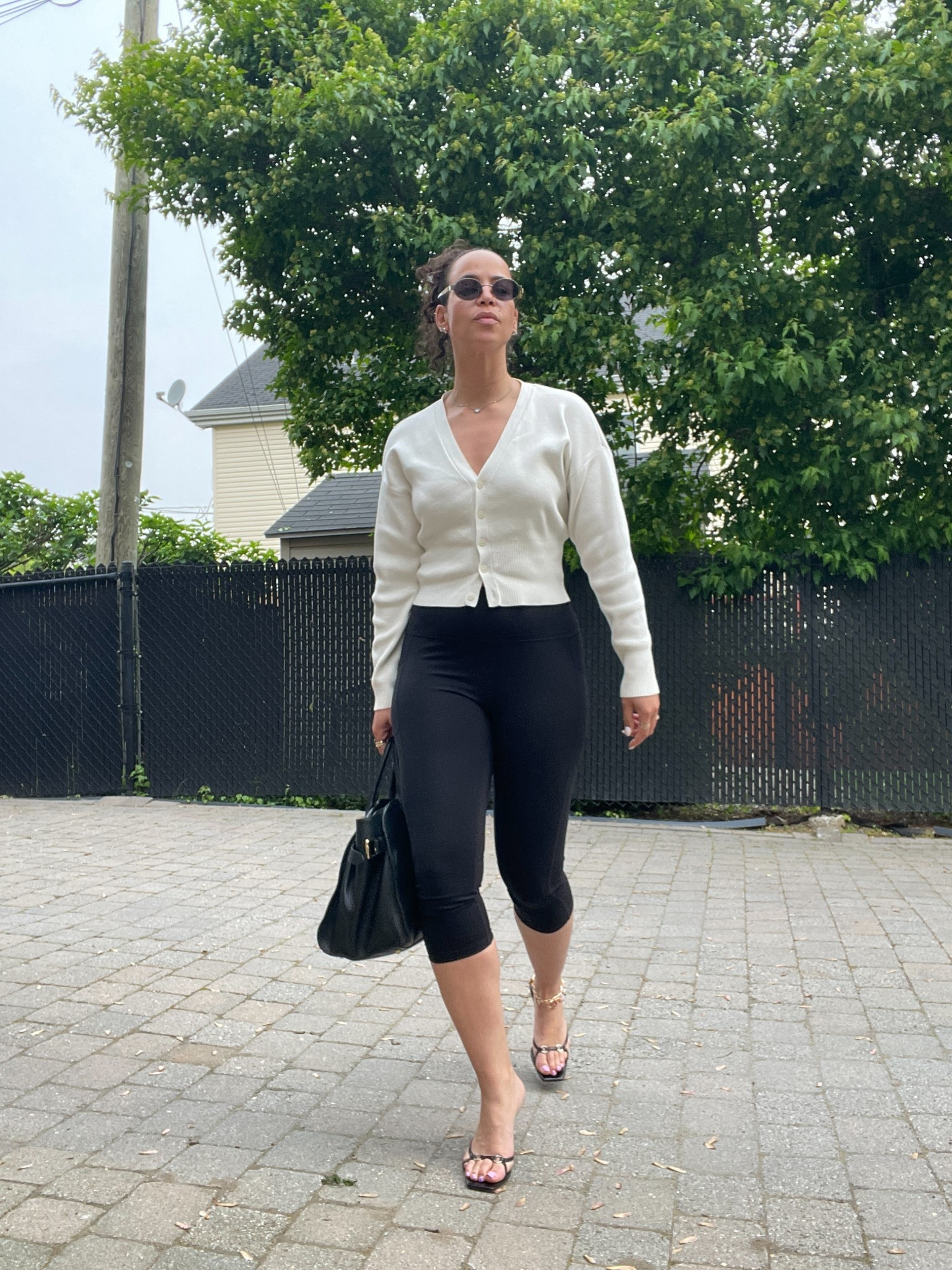Copied an outfit i saved on Pinterest — i’ve been loving pedal pushers this season! 

#LTKstyletip #LTKsummer #LTKcanada