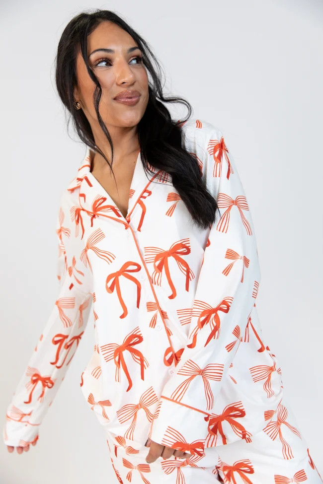 On A Cloud Red Bow Plush Knit Pajama Set DOORBUSTER | Pink Lily