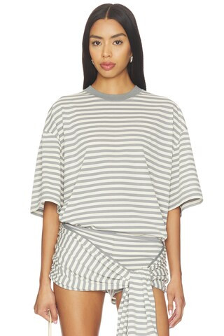 France
             | FR | EUR | Revolve Clothing (Global)