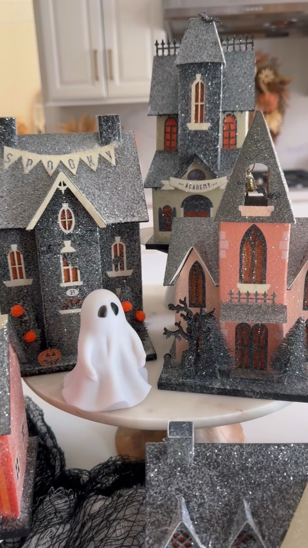 This weeks line up 👻🧡 

#LTKSeasonal #LTKFindsUnder100 #LTKHome