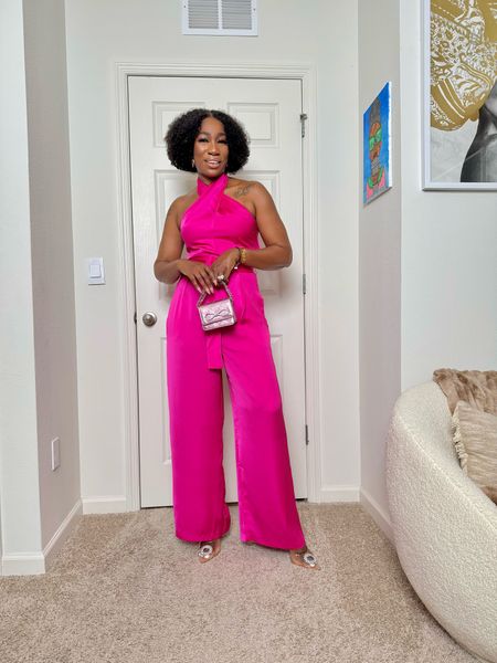 Another wedding guest outfit. This jumpsuit is everything. Wearing a size medium. 


#LTKFindsUnder50 #LTKWedding #LTKStyleTip