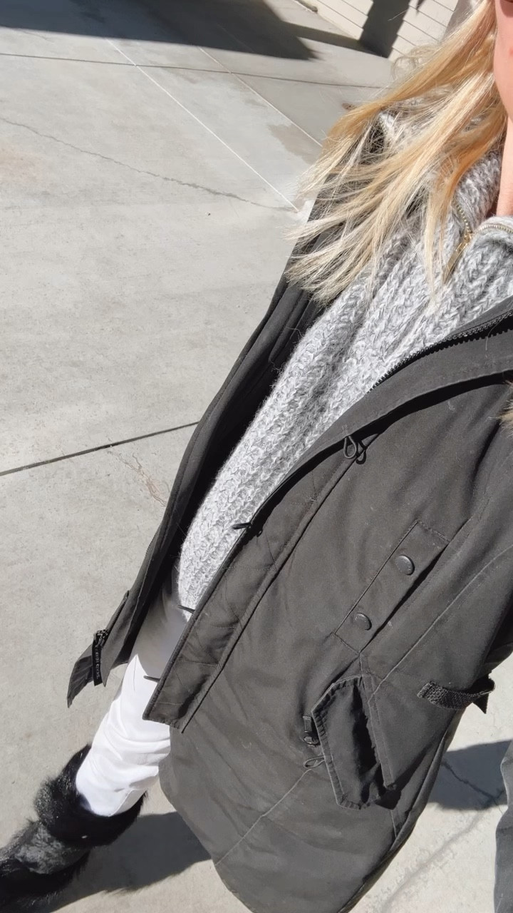 Apres ski outfit, winter outfit 

#LTKstyletip #LTKtravel #LTKSeasonal