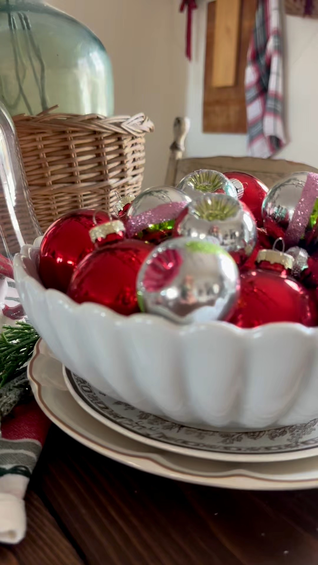 Vintage Santa mugs! Nostalgic Christmas decor 

#LTKHome #LTKdayinmylife #LTKHoliday