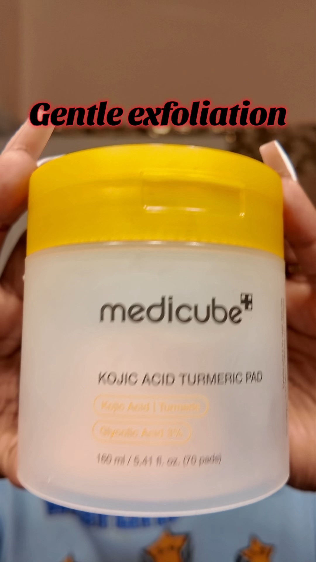 Simple routines work. These @medicube global kojic acid turmeric pads gently exfoliate without being harsh. I linked the exact ones I use.
#skincare #asmr #koreanskincare #kbeauty #medicube 

#LTKselfcare #LTKmorningroutine #LTKBeauty