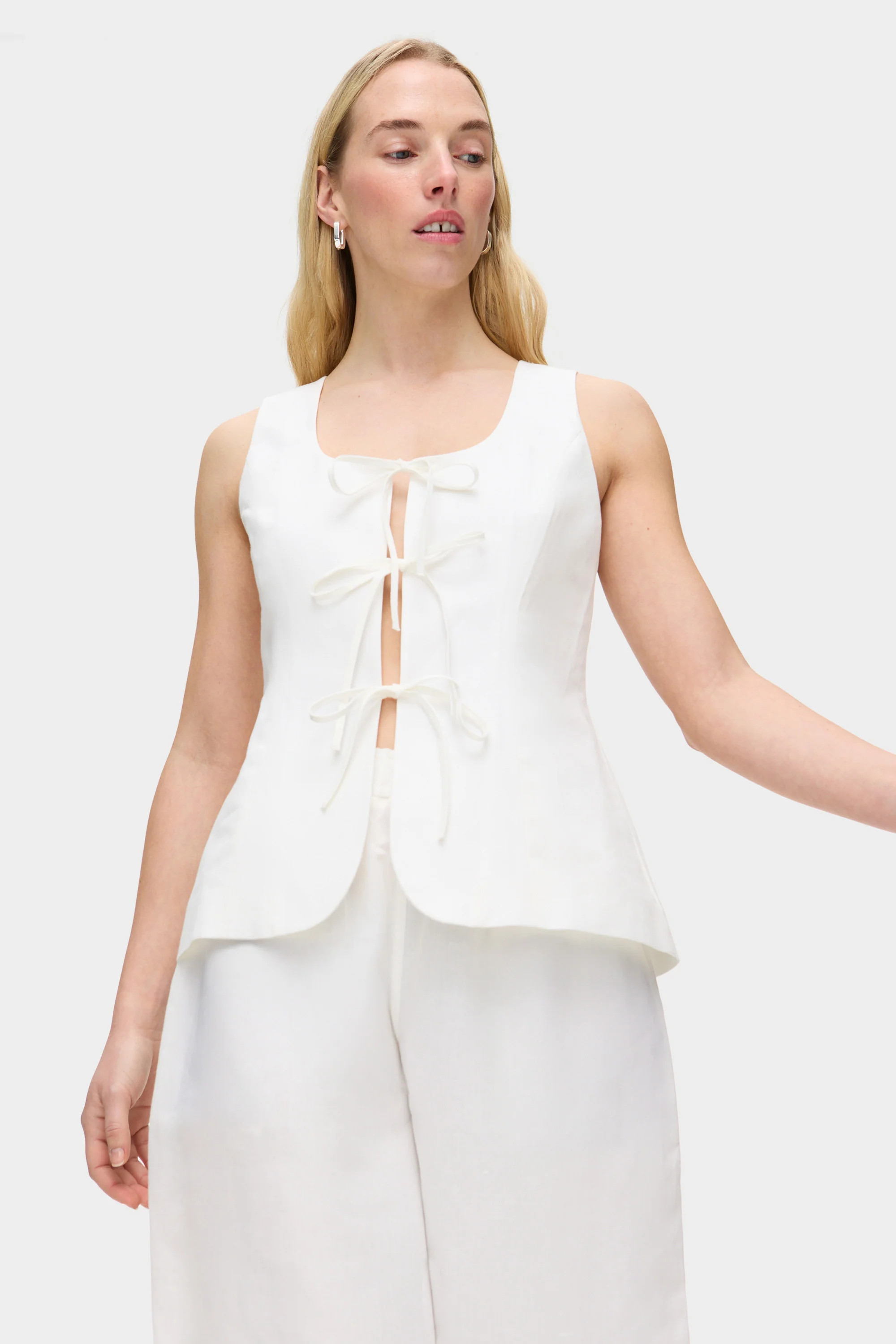 ALIGNE Linen Tie Waistcoat - White | Lupin | ALIGNE USA