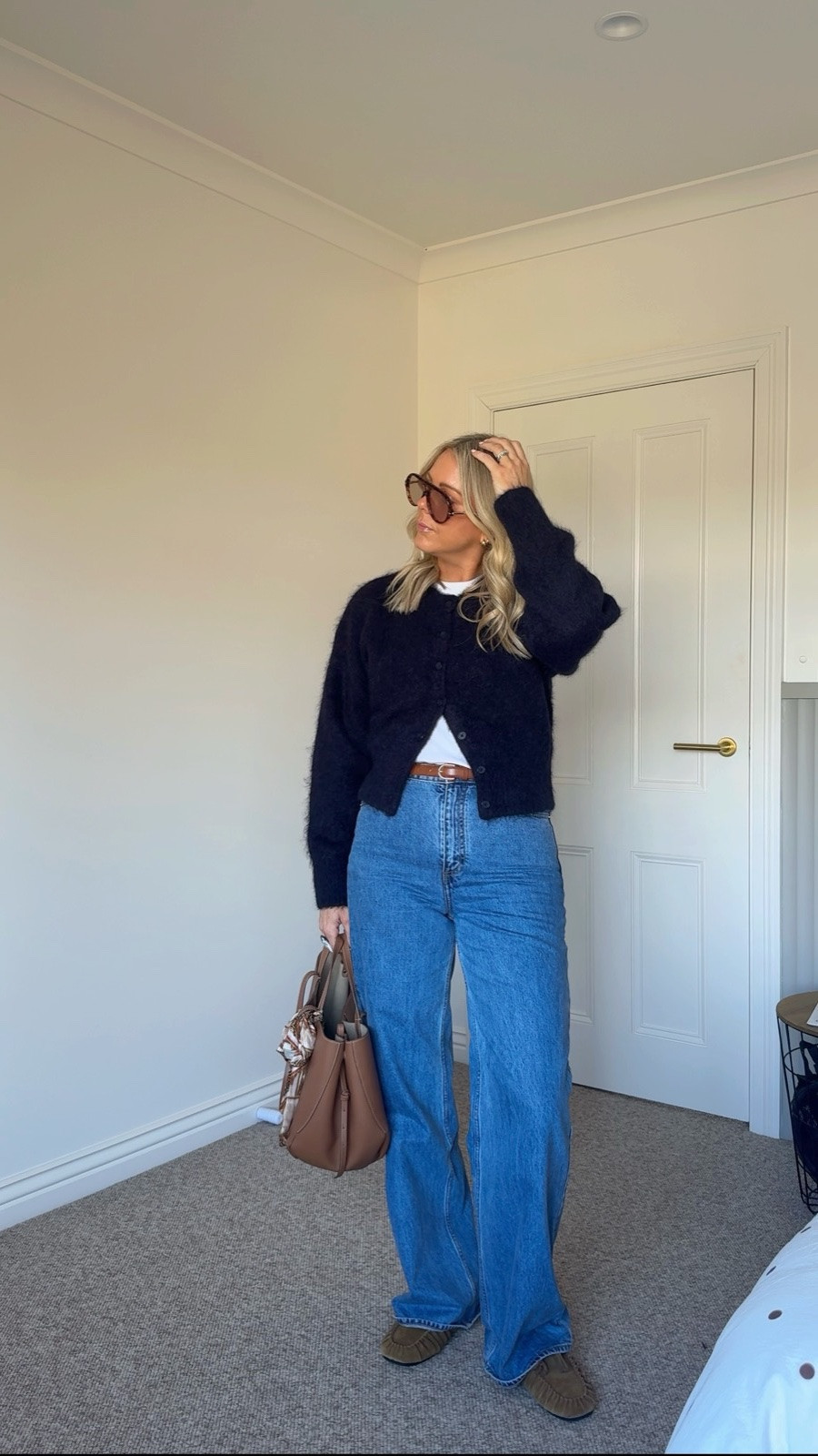 Jeans and a knit - the perfect casual workwear option. Knit is old henne, I’m a 12 in the jeans and medium in the tee x

#LTKaustralia #LTKstyletip #LTKautumn