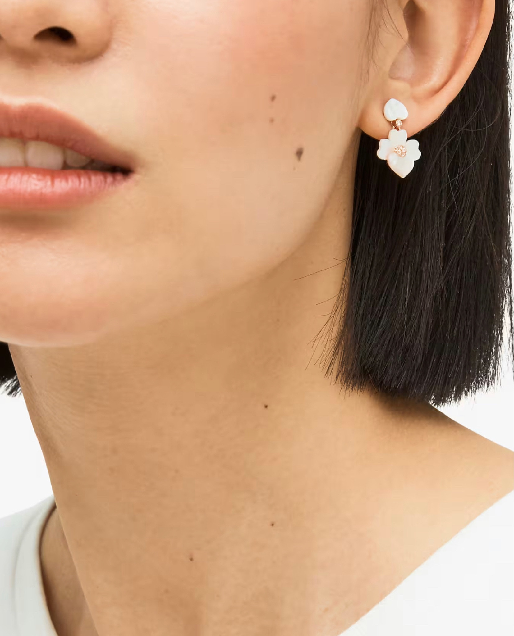 🌸Mother's Day is just around the corner! Show your mom how much you appreciate her with one of these stunning jewelry pieces. 

Shoppers can enjoy 20% off. Promo code SAVE20 (Ends 4/17/2023)

#mothersday 

#LTKstyletip #LTKfamily #LTKGiftGuide