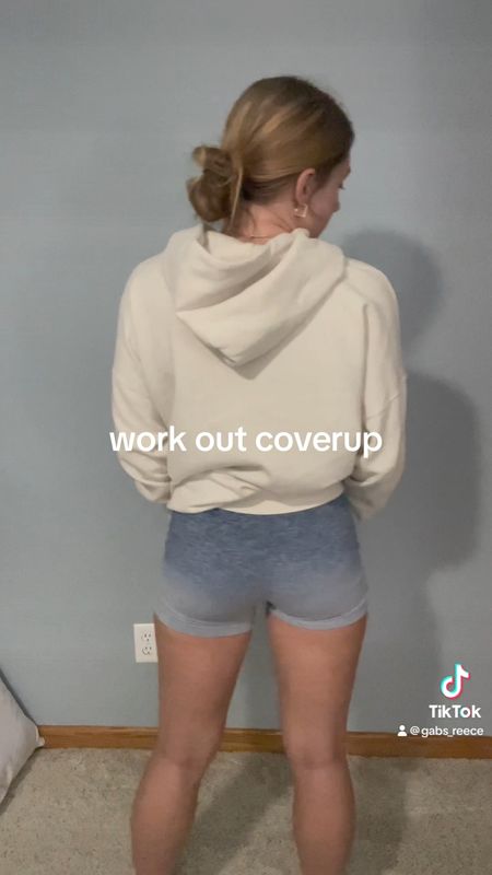 Oversized hoodie, workout cover, lazy day outfit, styling tips, comfy outfit

#LTKVideo #LTKstyletip #LTKfindsunder50
