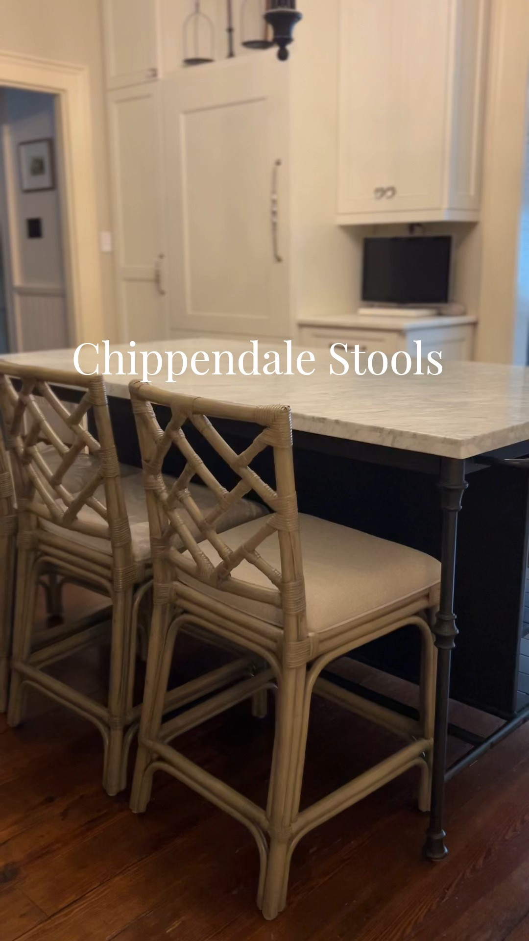 Chippendale Stools 
Wayfair finds
Counter stools 
Neutral stools
Crate and Barrel Kitchen Island 


#LTKHome
