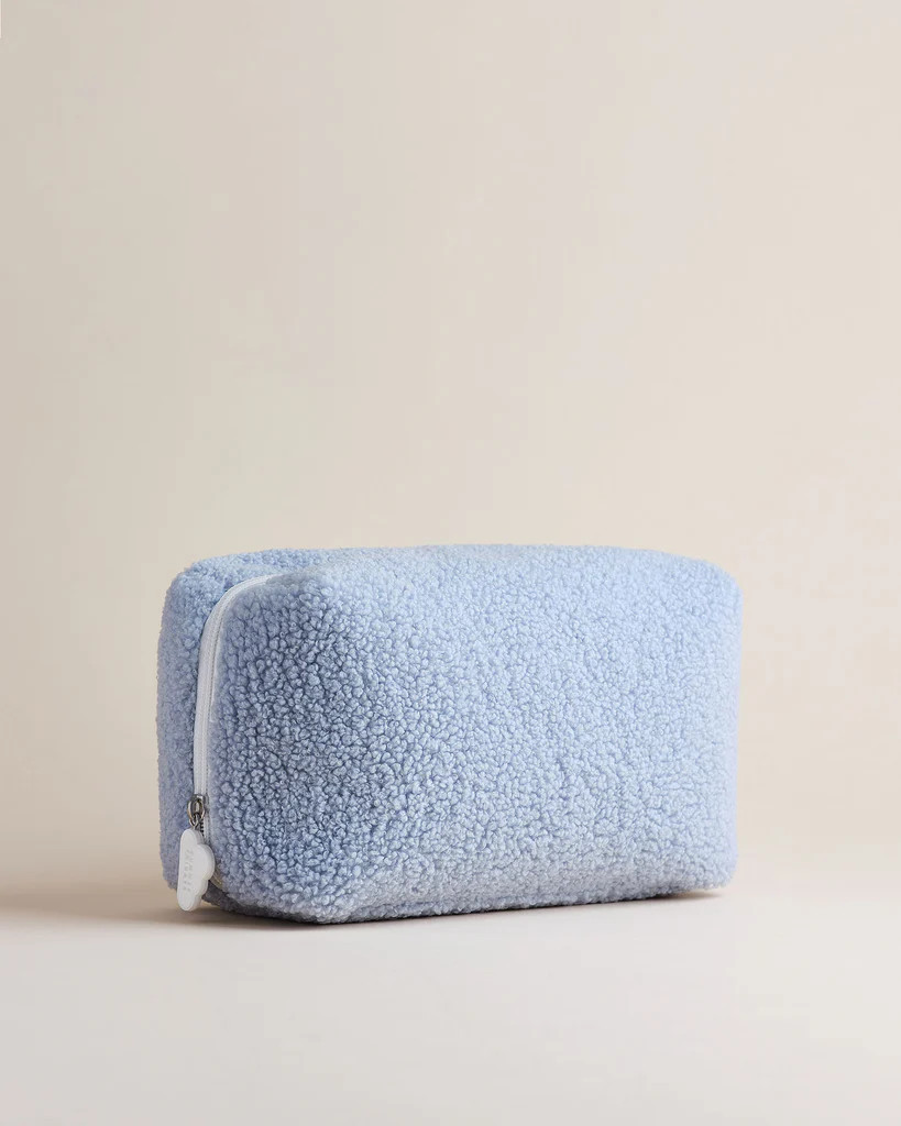 Cloud Pouch in Jet Lag | Summer Fridays