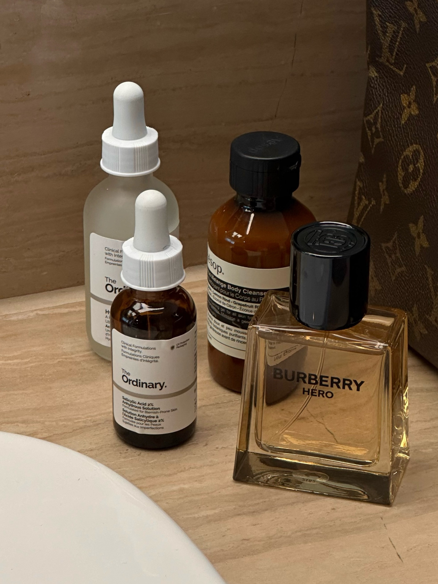 Psst: The Ordinary is 23% off right now. My personal favourites: Salicylic Acid, Caffeine Solution, Niacinamide and Hyaluronic Acid.

#LTKgiftguide #LTKbeauty #LTKsale
