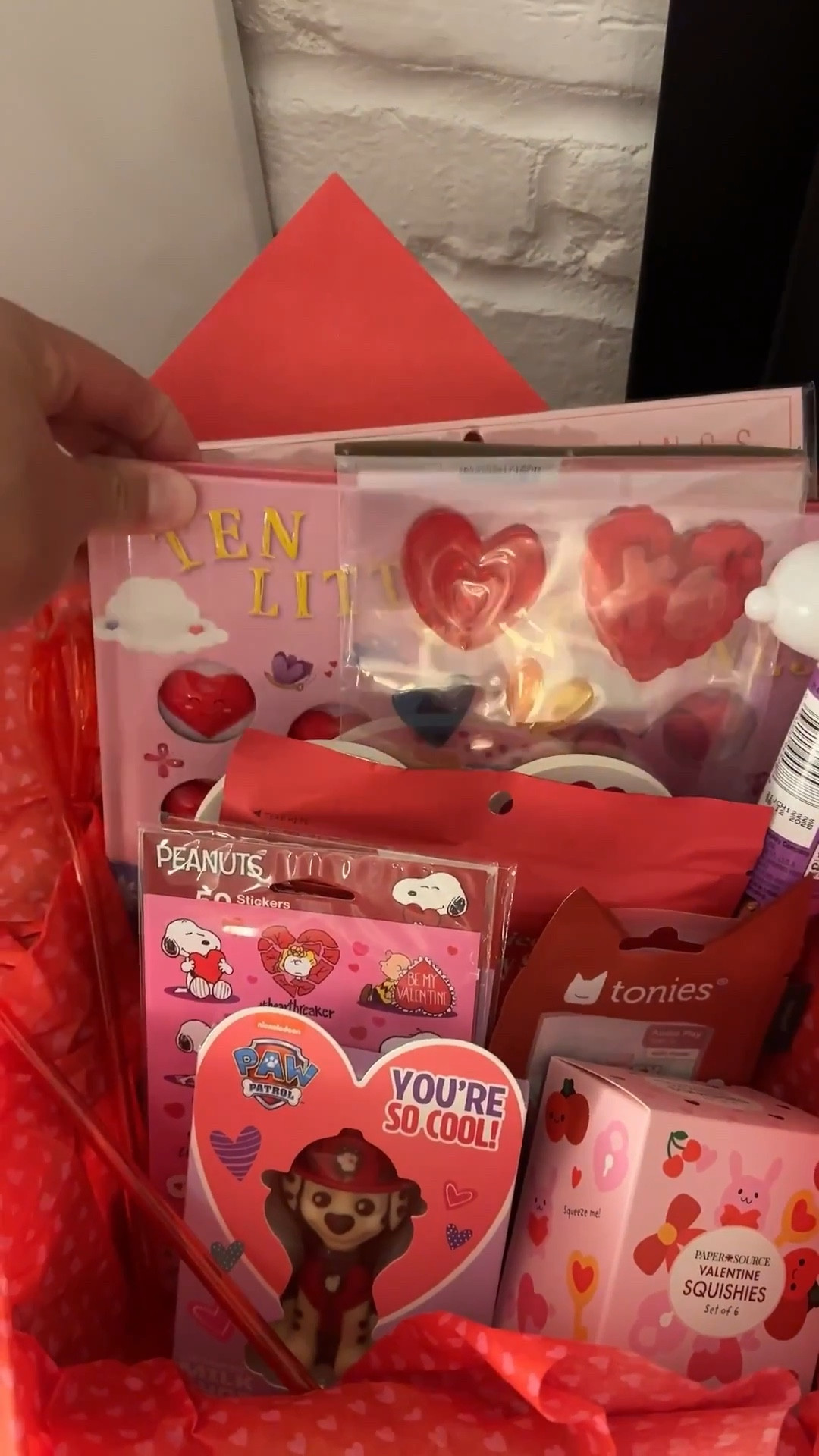 Such a good gift basket idea for the kids!!

Toddler Valentine’s Day basket, Valentine’s Day gifts, toddler gifts, seasonal gifts, valentines basket, kids valentines, Grace white

#LTKValentine #LTKKids #LTKmomlife