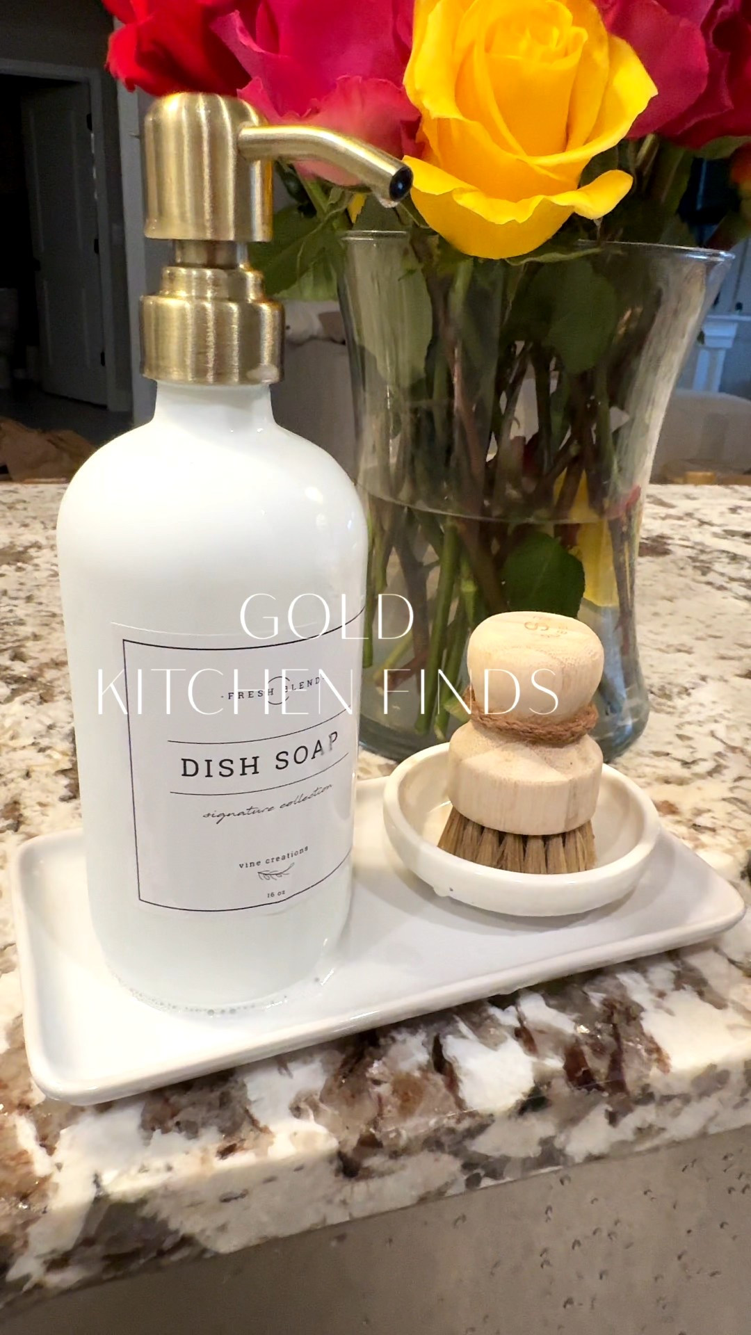 ✨ Gold touches = instant kitchen glow ✨
Sharing my favorite champagne gold kitchen finds that make everyday things feel a little more luxe:

🥂 Soap dispenser set (2-pack)
☕ Coffee bar syrup dispensers + spoons
✨ Cabinet pulls in champagne gold
🤍 White + gold coffee maker & knife set with block
🪞 Peel-and-stick faux marble backsplash (yes—it works even on textured walls!)
🚰 Champagne gold faucet (kid-friendly & chic)
🔑 Gold wall hooks for a finishing touch

#LTKHome