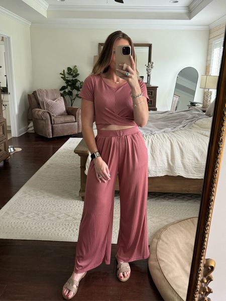 Feeling pretty in pink with this adorable Amazon set! 💖 Rocking it in size small for that perfect fit. Linking all my matching accessories to complete the look! #AmazonFashion 

#LTKfindsunder50 #LTKstyletip