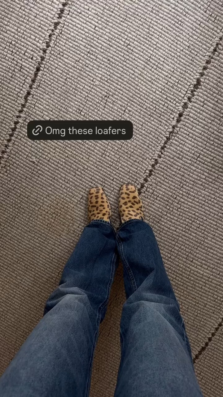 Omg these leopard print loafers 

 