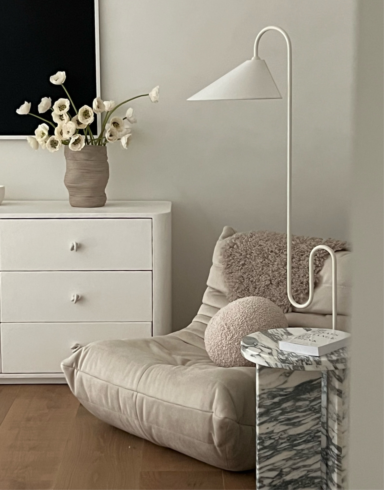 Layered Textures ☁️

Marble Table | Faux Flowers | Textured Vase | Organic Modern Home Decor | Marble Furniture | Reading Nook | Togo Chair | Arabescato Marble Table | Marble Side Table | Marble End Table | Vintage Floor Lamp | 1stDibs | Chairish | 

#LTKFindsUnder100 #LTKHome #LTKStyleTip