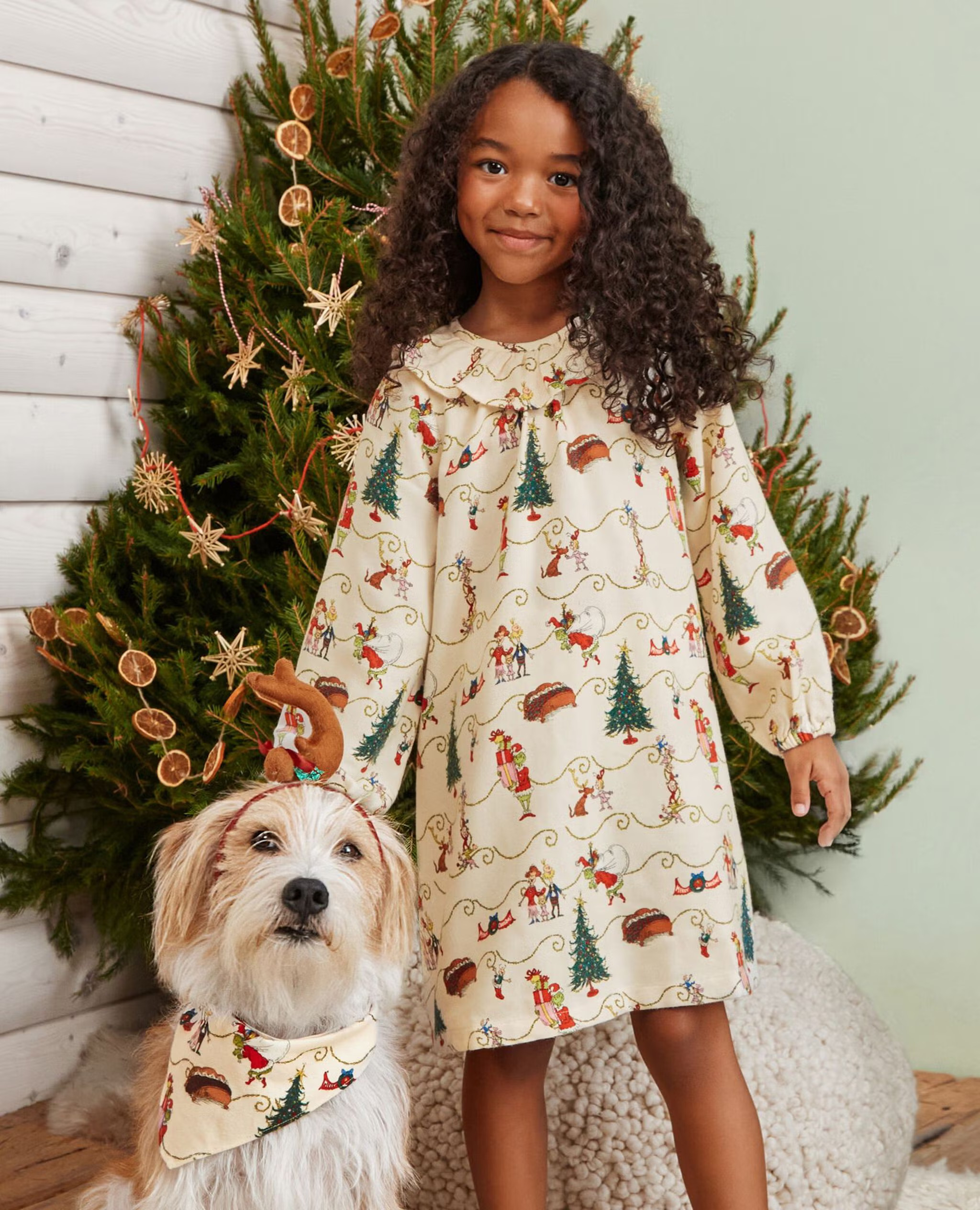 Dr. Seuss Grinch Flannel Nightgown | Hanna Andersson