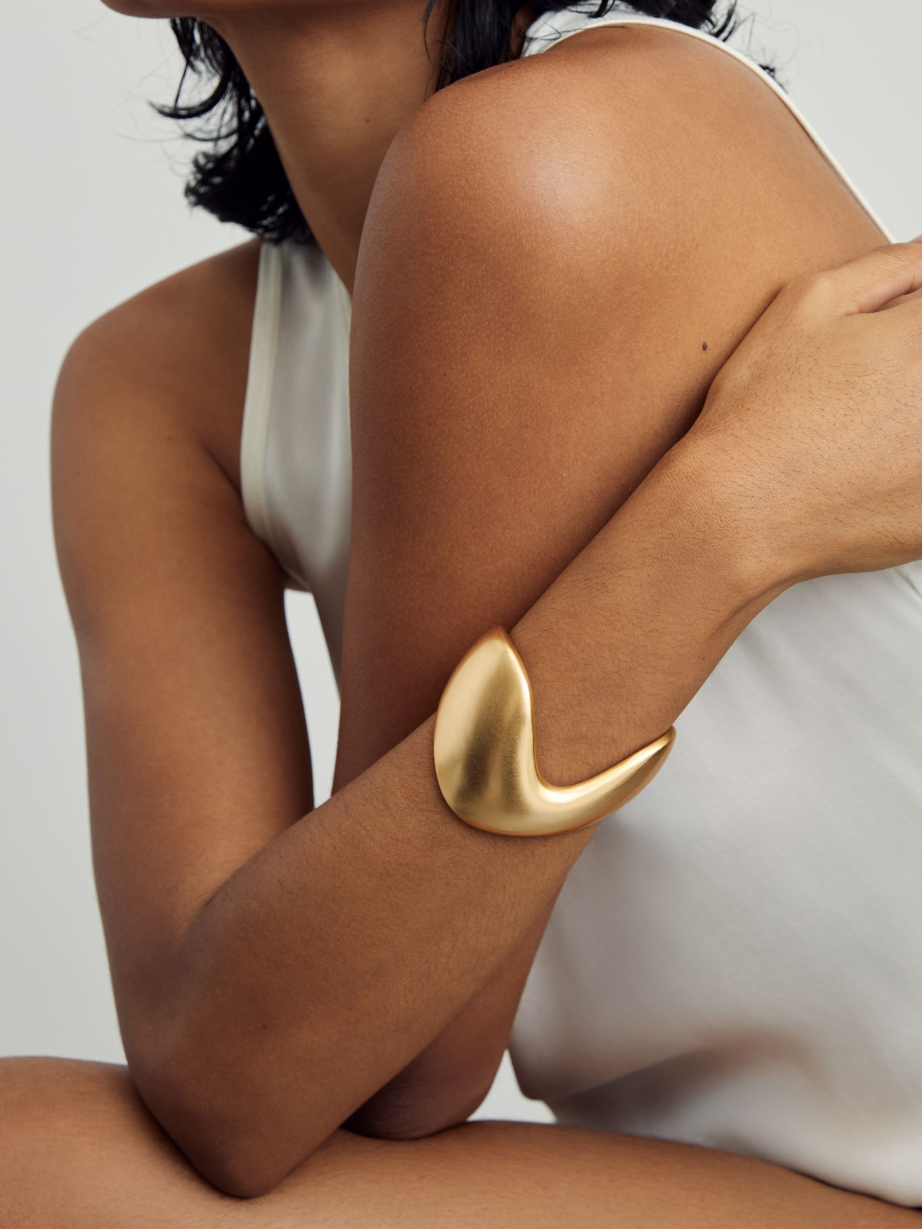 Sculpted Wave Cuff in Gold Tone | Reiss US