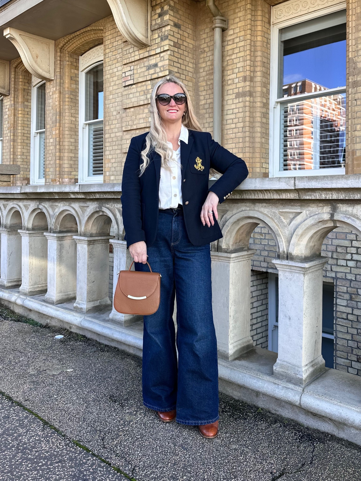 One from the weekend! Loved this preppy style look featuring some classic and much loved pieces from my wardrobe. 

Blazer @ralphlauren 
Shirt @saintandsofia
Jeans @newlook
Boots @boden 
Bag @charlottelizbth

#LTKstyletip #LTKluxury #LTKjeans