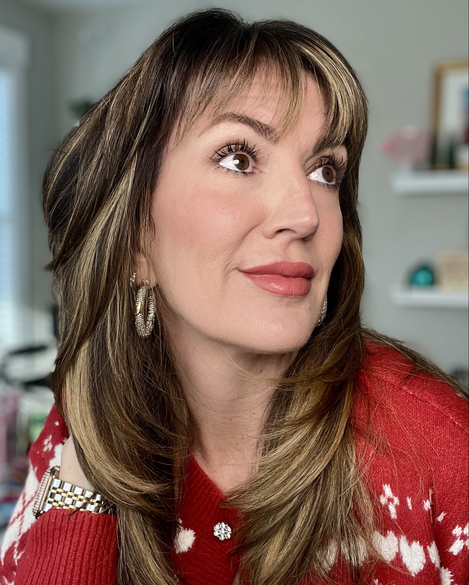 My Most SIMPLE makeup routine + products that make this look happen, as well as brushes used. (Tools DO make a difference) // shades of all /
Skin tint - #6
Cheeks - glowy true rose 
Lips - worth it medium 
Concealer - #120
Brows - medium brown 

#LTKBeauty #LTKgrwm #LTKOver40