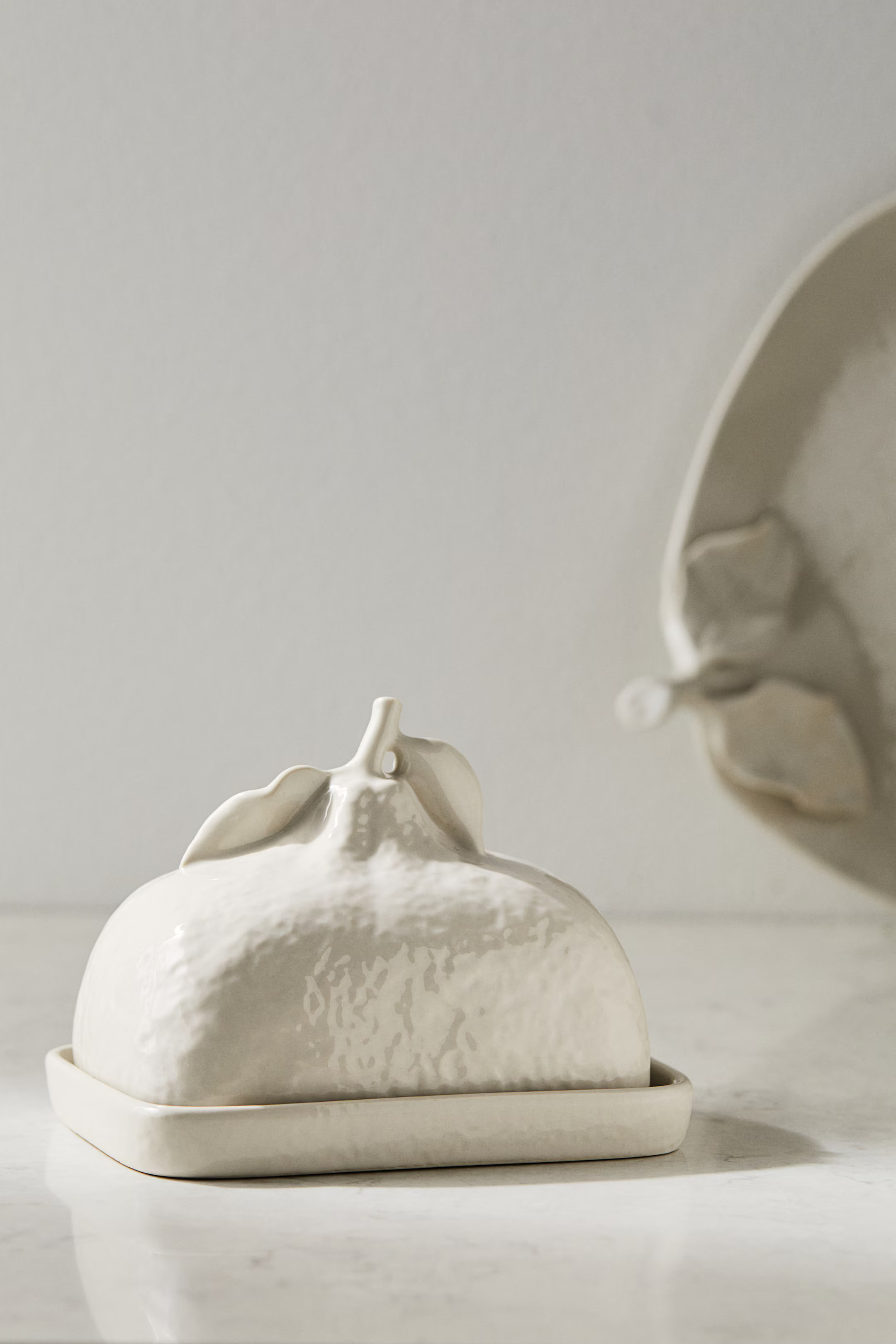 Stoneware Butter Dish | H&M (US + CA)