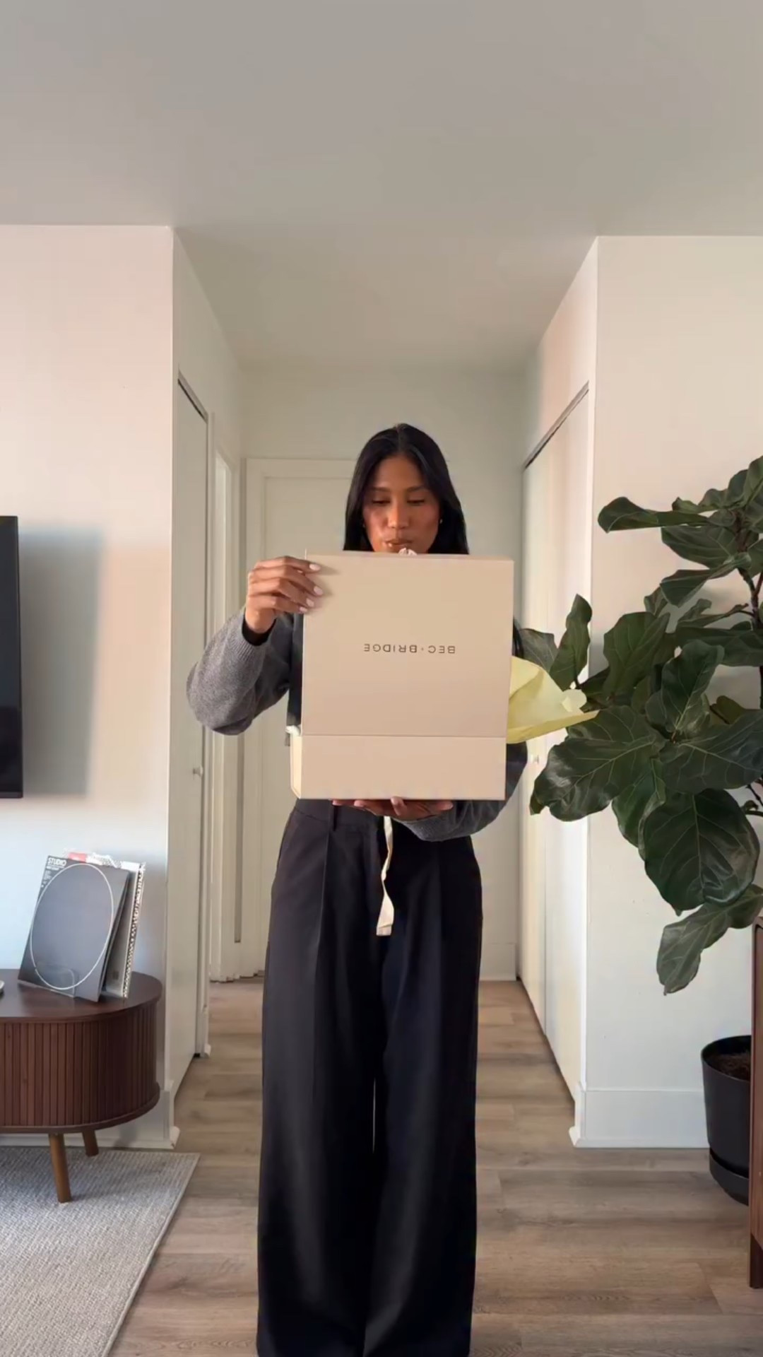 Loving this fit so much @becandbridge 🤍