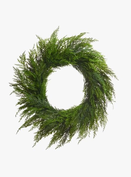 24" Cedar Wreath | Amazon (US)