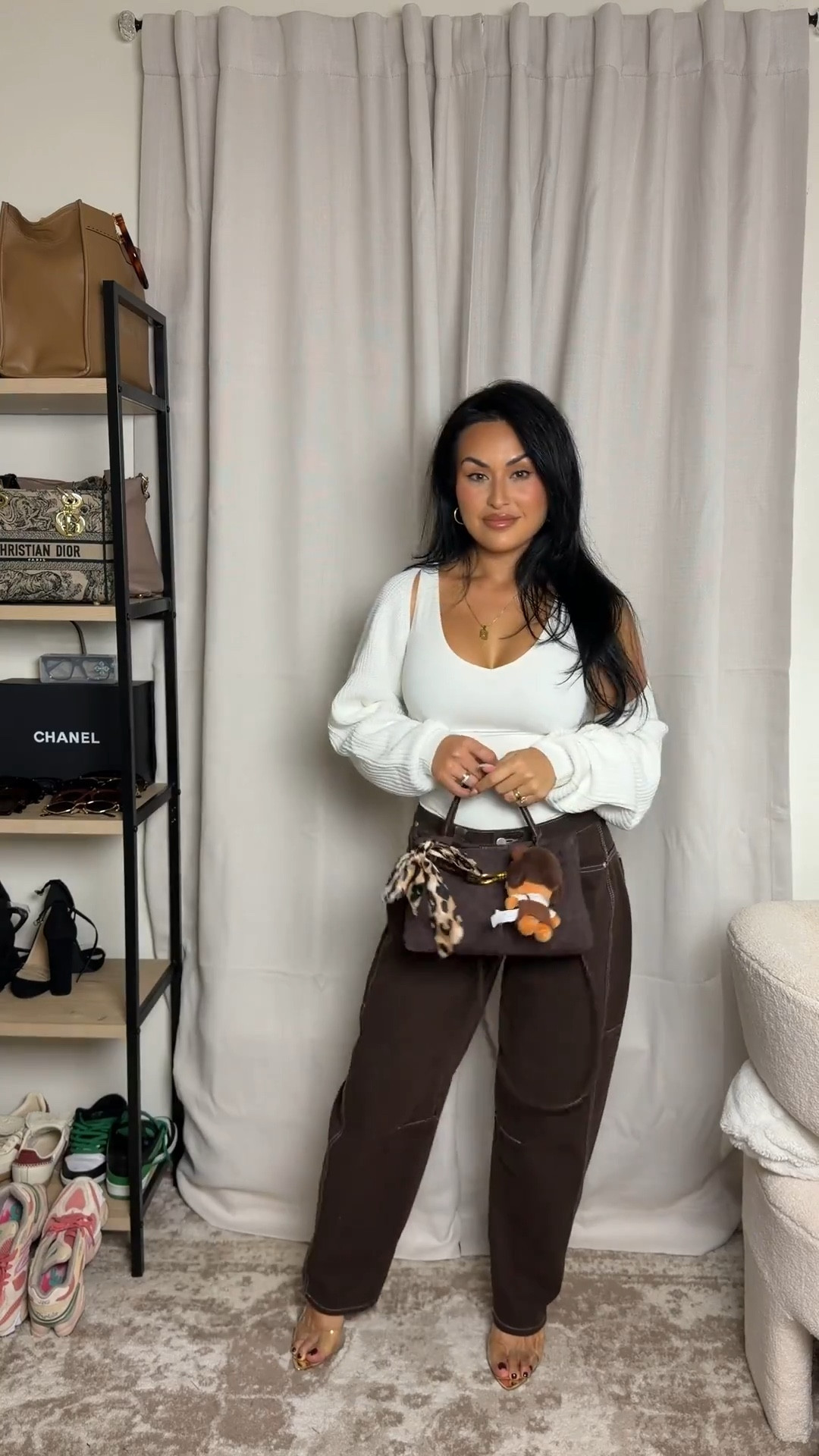 Soft knits + chocolate tones = my entire fall personality 🍫🤍
Sharing this full look on LTK — I’m 5’2, 130lbs, wearing XS for reference!
Perfect for cozy weekends, brunch days, or pretending it’s 60° in Hawaiʻi 😌🍂✨
 #ltkcyberweek

#LTKSeasonal #LTKootd #LTKHoliday