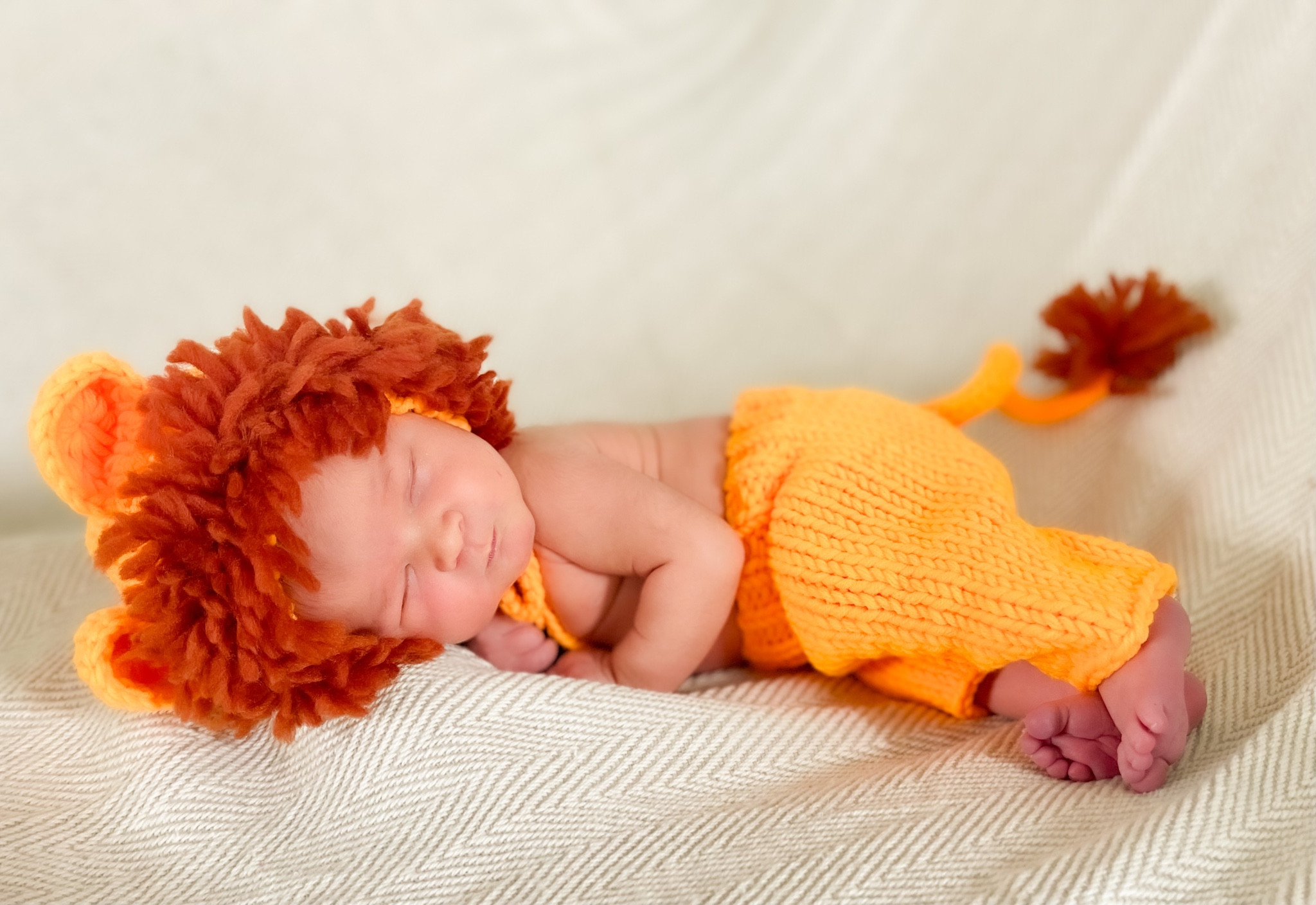 The sweeting newborn photo outfit! #newborn #newbornphotos #newbornphotography #newbornpictures 

#LTKFamily #LTKBaby #LTKBump