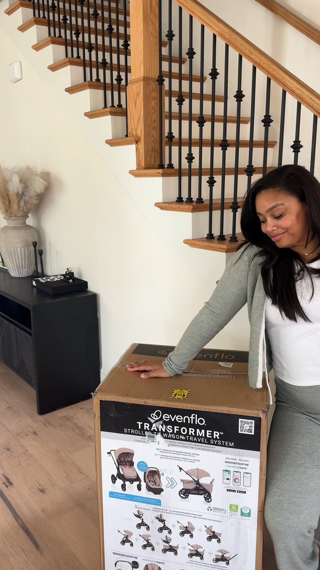 #ad As a mom of 4, I know good baby gear when I see it and @evenflobaby  understood the assignment. This Stroller to Wagon Travel system featuring the LiteMax NXT Infant Car Seat with SensorySoothe Technology is making parents' lives easier with features you can control with just a button or your phone!
#TargetPartner #Target #targetstyle, #targetbaby, #targetmom @Target