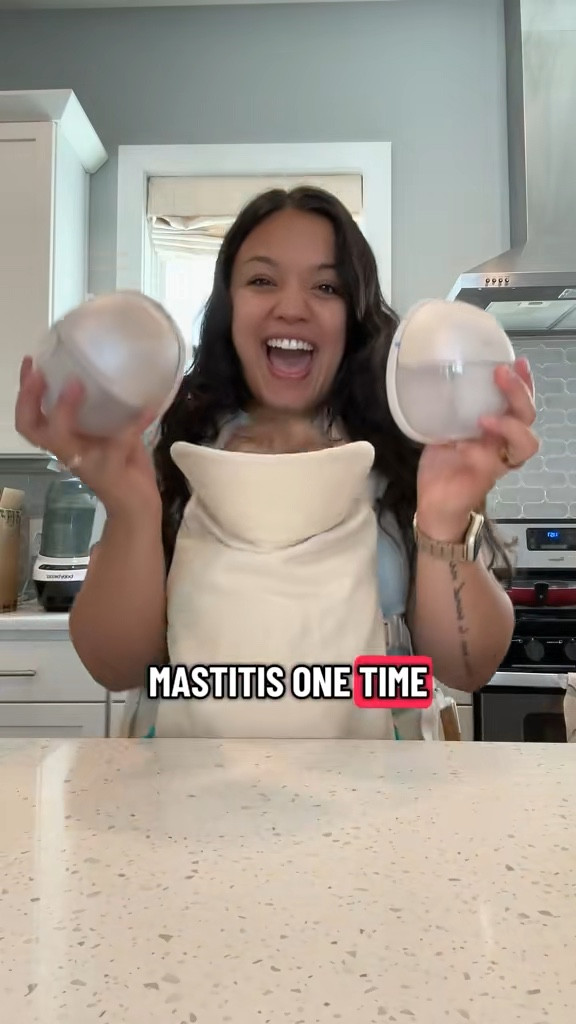 Heating, wearable pump!! My favorite things so far: 1) the heating component is without a doubt amazing 2) the case charges the pumps for up to 5 days 3) it comes with flanges and a sizing kit!

#LTKBump #LTKFamily #LTKBaby