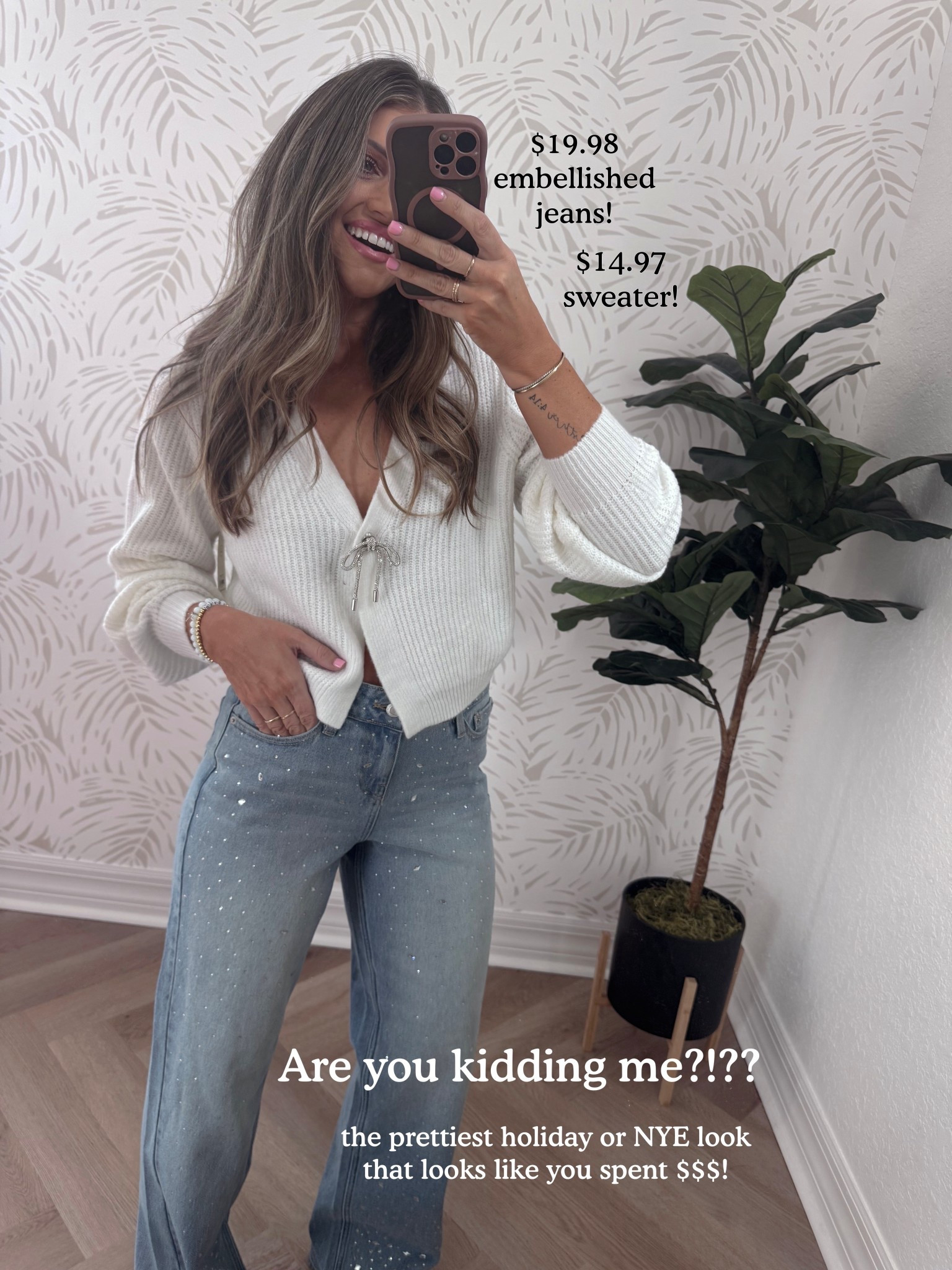 You can totally wear a tank or tee under this too!! XS sweater. 0 jeans but they’re big. Size down!!! 