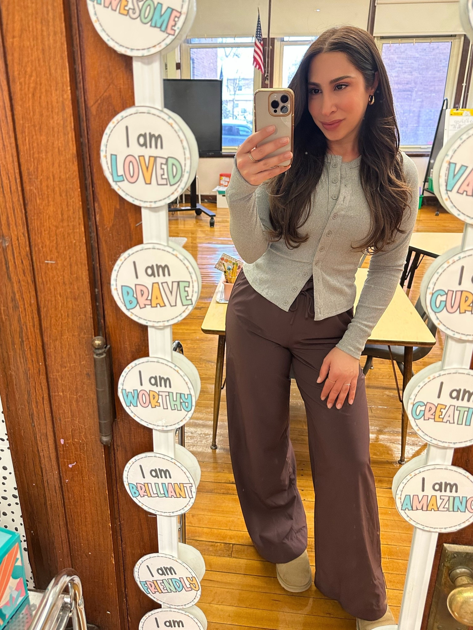 Cardigan: S, Pants: XS

#LTKSeasonal #LTKCyberWeek #LTKWorkwear