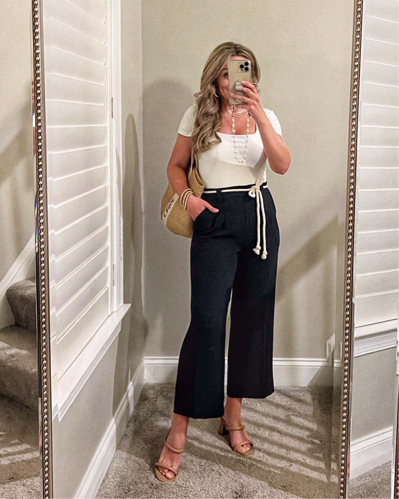 Casual outfit

#LTKWorkwear #LTKStyleTip #LTKTravel