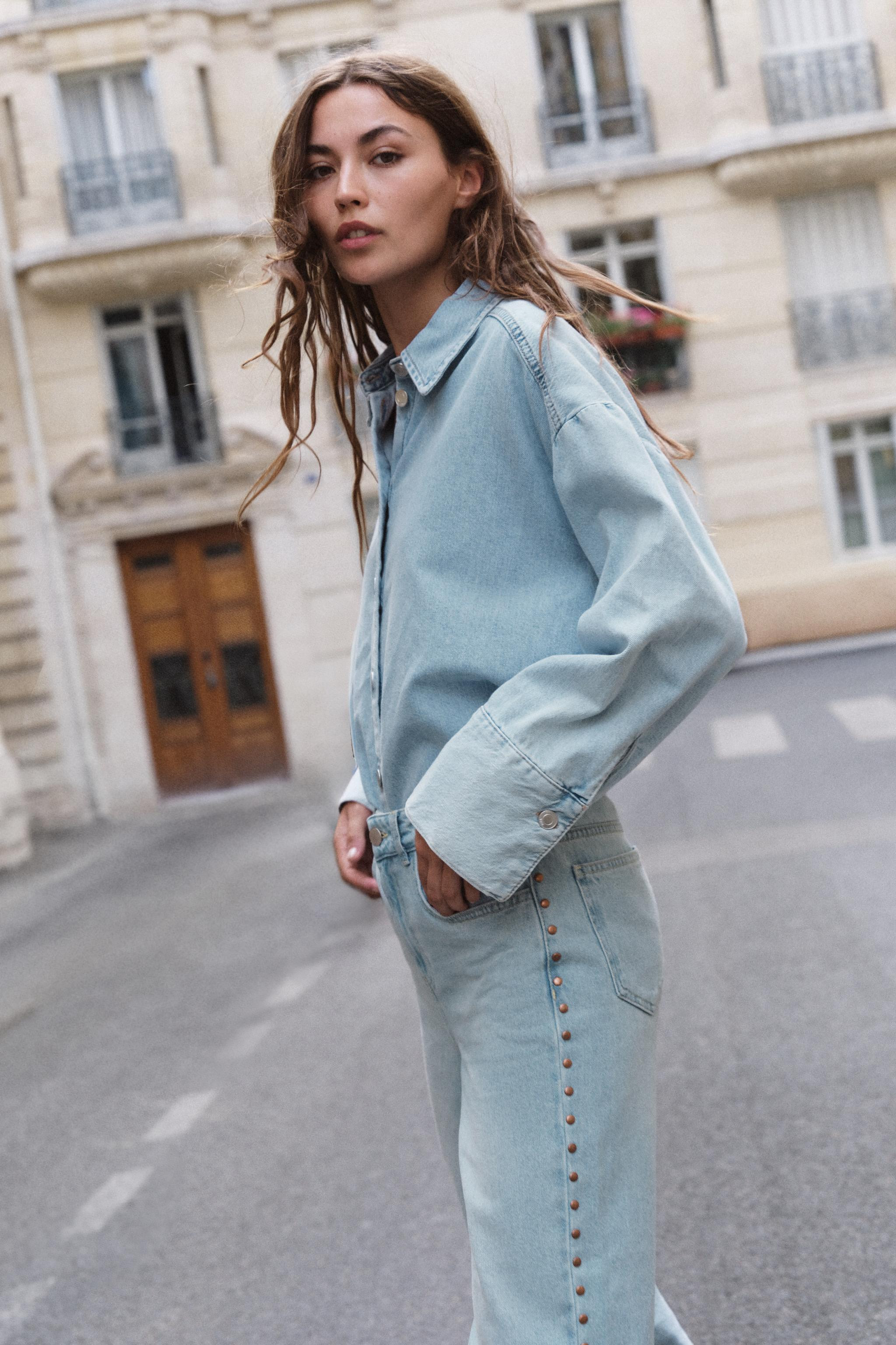 Model height: 178 cmRegular collar shirt with long sleeves. Front button fastening with metal but... | Zara UK