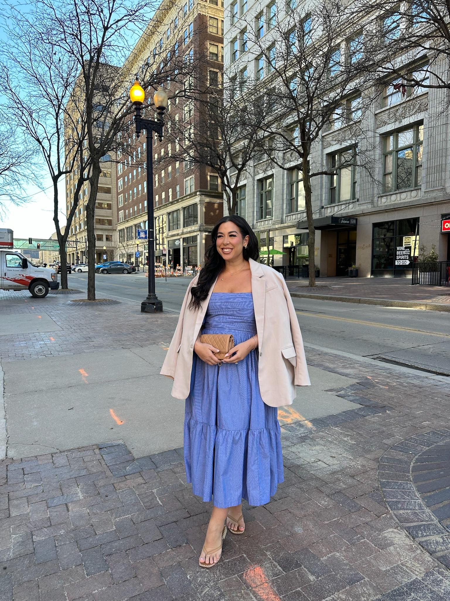 Blazer & dress combo, size XL! Dress is sold out, linking similar! 

Midsize dress, midsize outfit inspo, midi dress