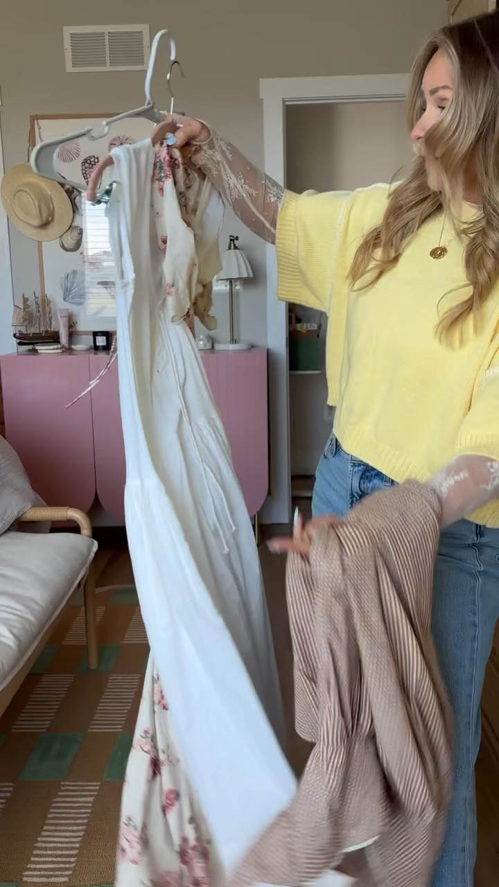 Target just dropped THESE dresses and they’re all $28 😳👏  Lightweight, flattering, and perfect for everything from errands to summer nights—these are the kind of throw-on-and-go pieces you’ll live in.  Run before they sell out 🏃‍♀️ Linked in LTK 💫  #ltkstyle #targetstyle #targetfinds #affordablefashion #summerdresses #budgetstyle #momstyle #casualchic #ootd #styleinspo