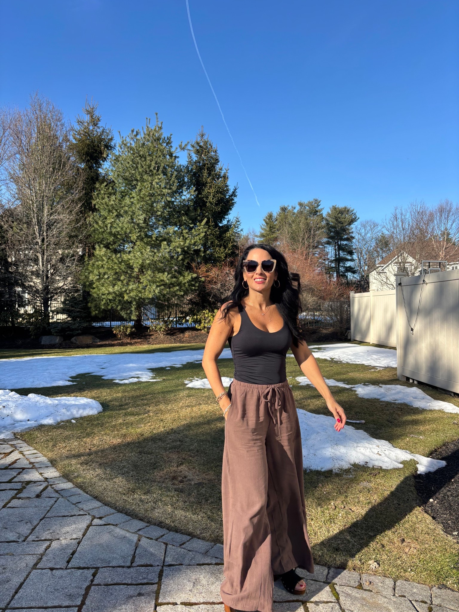 Amazon linen blend pants with a tank top that has a built-in bra


#LTKspring #LTKspringtrends #LTKootd