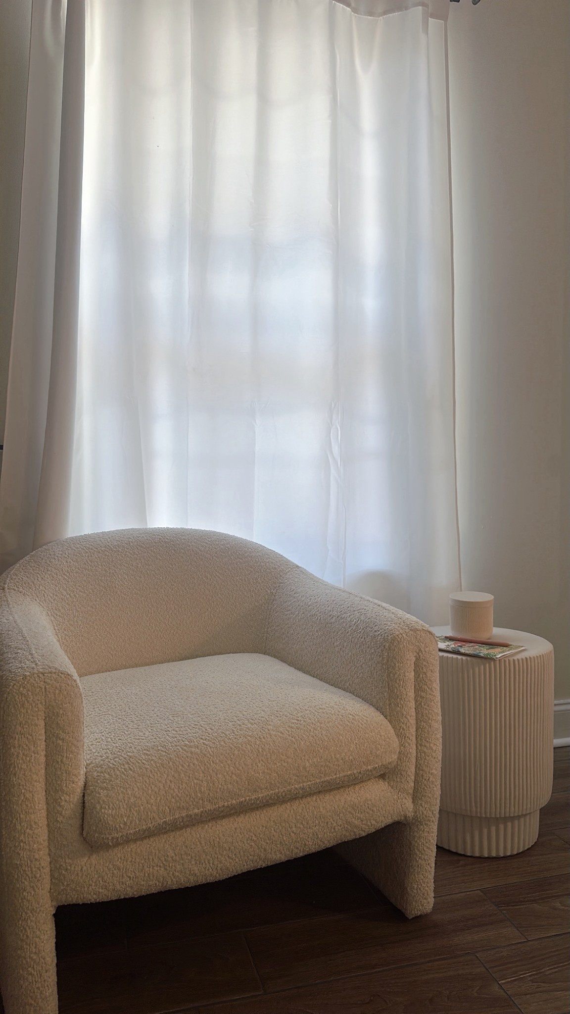 My reading nook!

#LTKHome #LTKSeasonal #LTKFindsUnder100