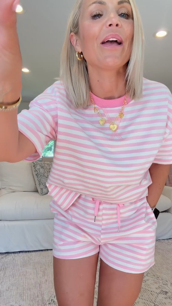 Amazon Summer Outfits!💖

Amazon finds, Amazon outfits, summer outfits, casual style, petite style, petite outfits, Amazon fashion finds, midsize fashion

#LTKPetite #LTKMidsize #LTKSeasonal