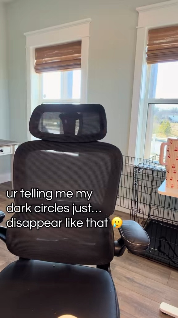 Okay this concealer is living rent free in my makeup bag right now 🤍 The Tarte Shape Tape Blur Concealer gives amazing coverage while helping blur the look of pores and fine lines so your under-eyes look smoother and brighter. If you want that soft-focus, filtered makeup look without heavy layers, this one is so good.

⸻



#tartecosmetics
#tiktokmademebuyit
#concealerobsessed
#beautyfinds
#ltkbeauty


#LTKgrwm #LTKBeauty #LTKselfcare