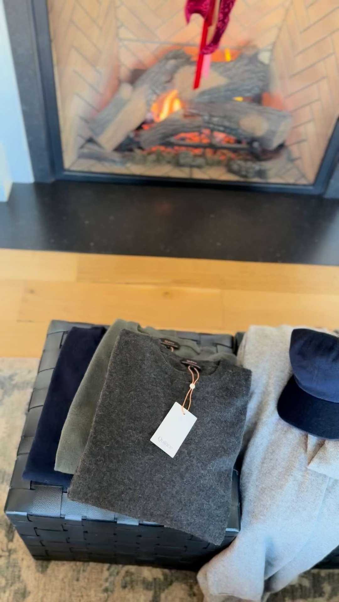 'Tis the season of cashmere from @onequince 

 #quincepartner #LTKGiftGuide #LTKHoliday #LTKootd