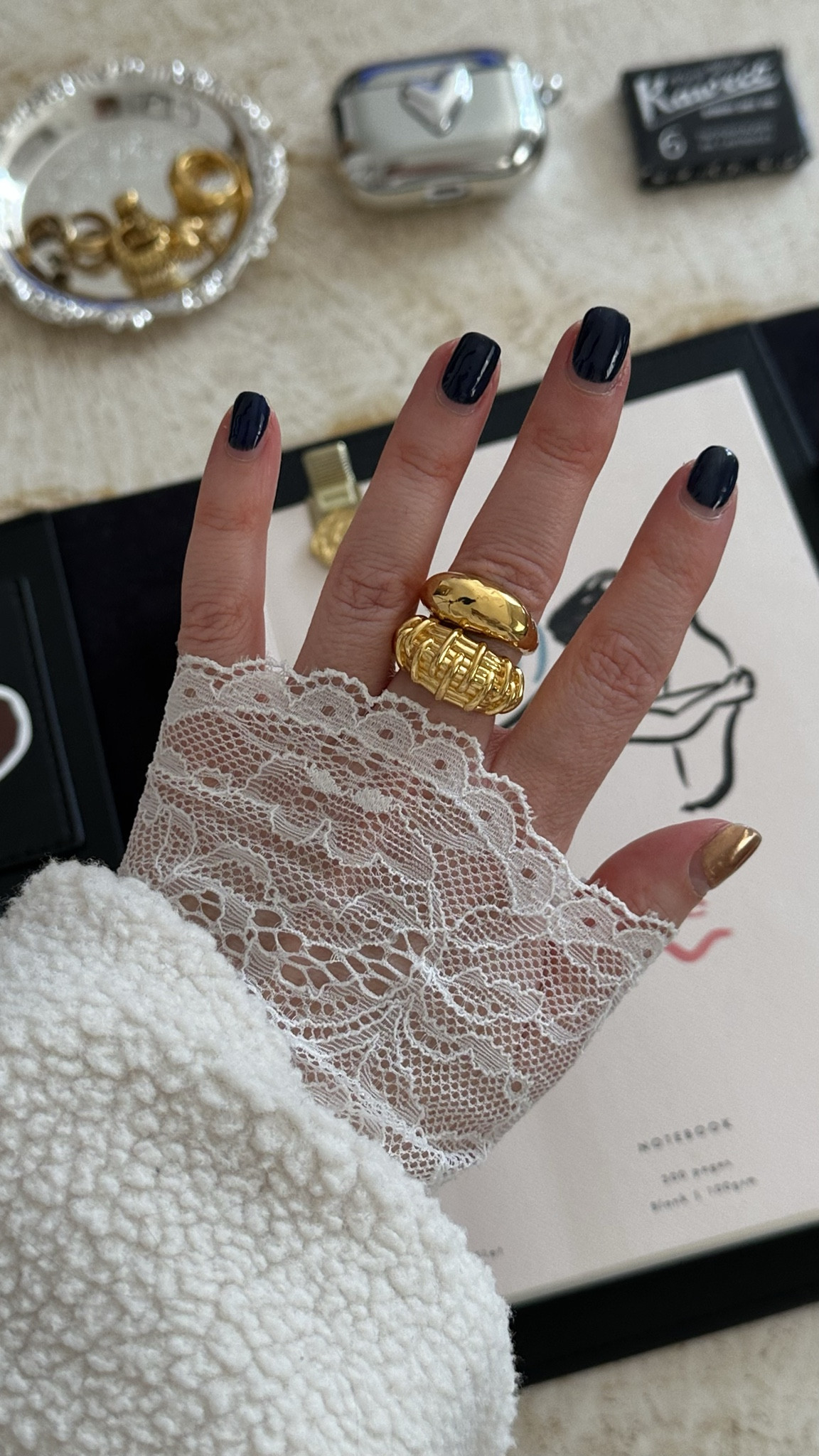 Monday stack: raffia gold dome and plain gold dome - simple, effortless, but still making a statement ✨
.
raffia gold dome ring | gold dome ring | stacking rings | statement rings | simple rings | everyday jewellery | layered rings | minimal jewellery | elevated basics | jewellery edit | autumn jewellery | effortless style 

#LTKgiftguide #LTKluxury #LTKstyletip