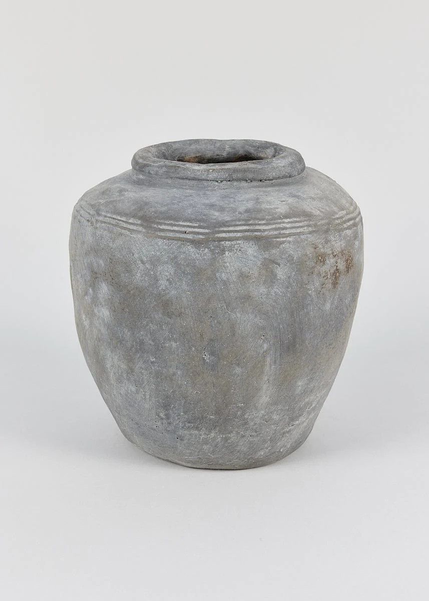 Distressed Rustic Concrete Vase - 12 | Afloral