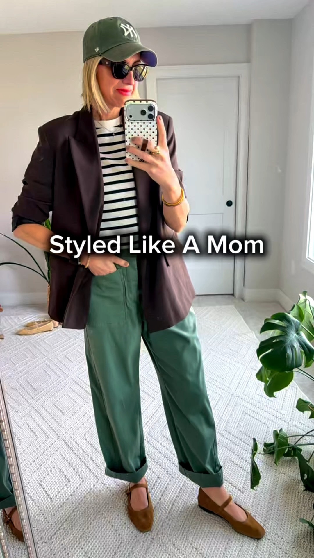 This blazer is one of your guys favorites! Here’s how I style it!

#LTKOver40 #LTKootd #LTKSeasonal
