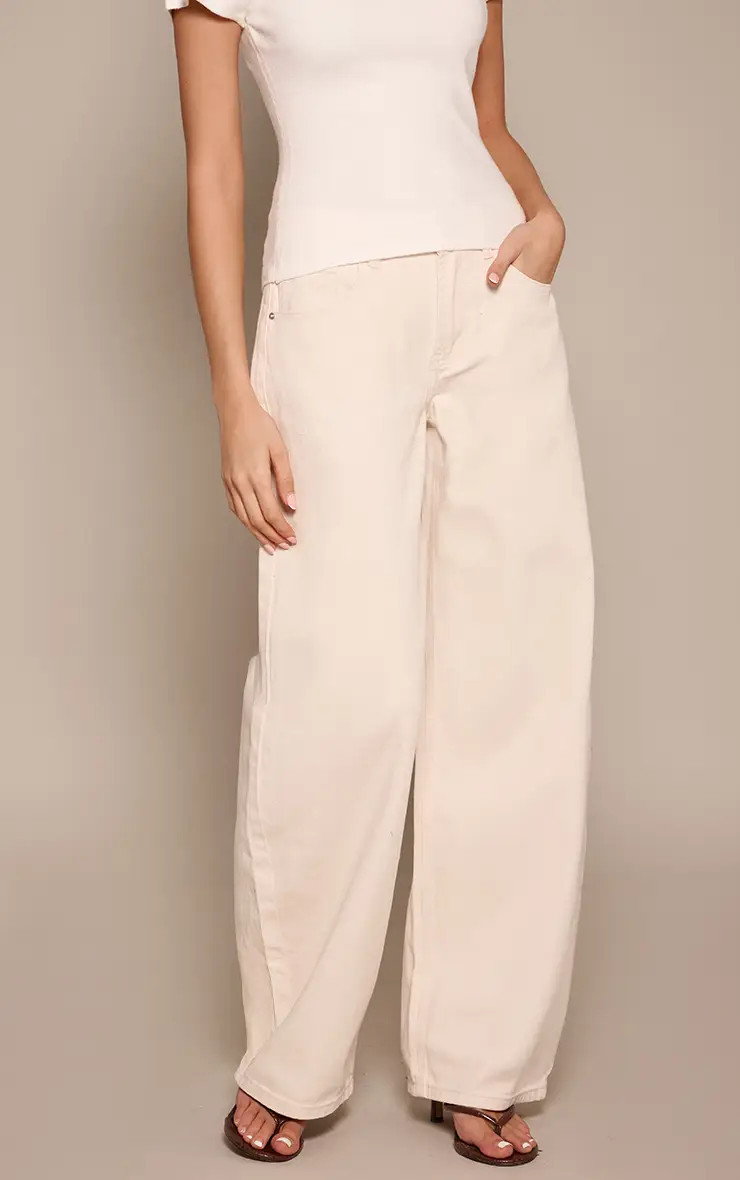 Ecru Low Rise Barrel Jeans | PrettyLittleThing UK
