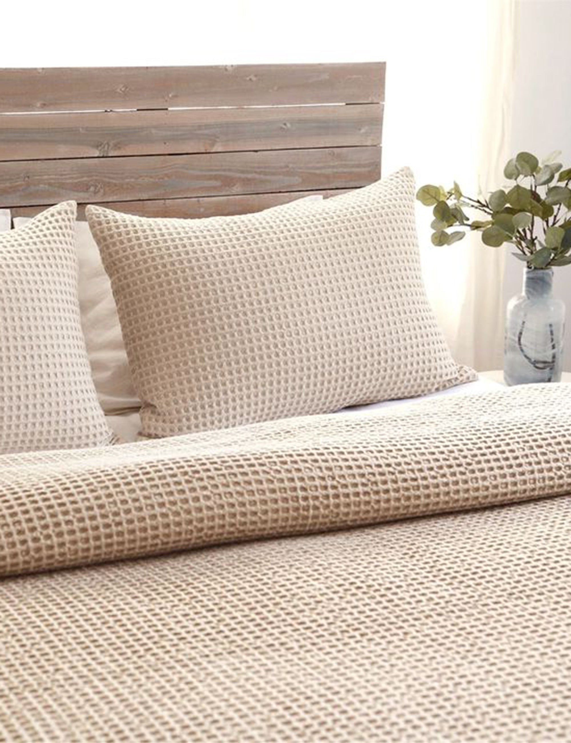 Pom Pom at Home Zuma Blanket | Lulu and Georgia 